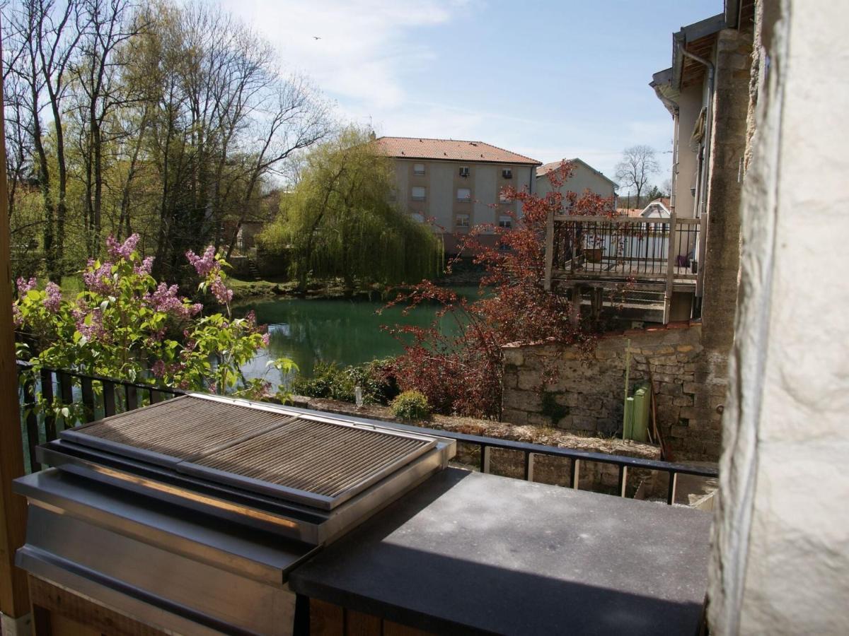 Lovely Holiday Home Near Joset Alain Dun-sur-Meuse Exteriör bild